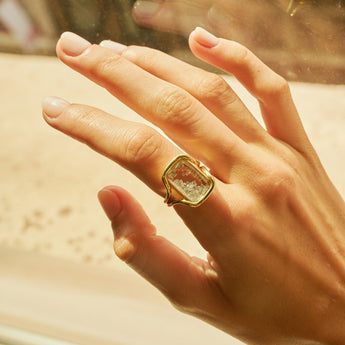 Cascavel Cushion Ring Ring - Moritz Glik diamonds