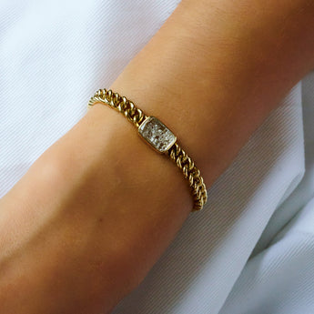 Unido Cushion Bracelet Max Bracelets - Moritz Glik Ready to Ship diamonds