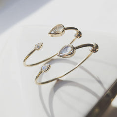 Shaker Earrings by Moritz Glik