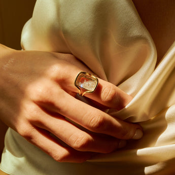 Cascavel Cushion Ring Ring - Moritz Glik diamonds