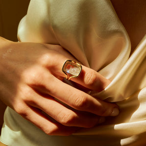 Cascavel Cushion Ring Ring - Moritz Glik diamonds